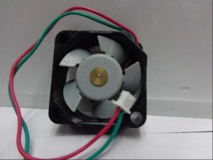 SHICOH 2510 F2510CT-05UCV DC5V 0.4W 2 Wires Iron Blades DC Cooler Fan